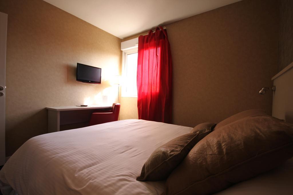 Hotel D'Arcins Latresne 部屋 写真