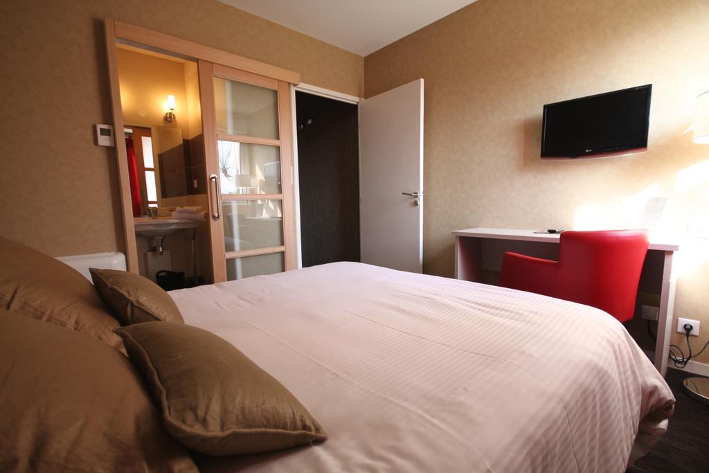 Hotel D'Arcins Latresne 部屋 写真